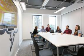 会议室镜面吊顶装修效果图片大全