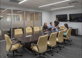 会议室多处装修吊顶效果图片