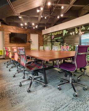 2018会议室简单吊顶效果图欣赏