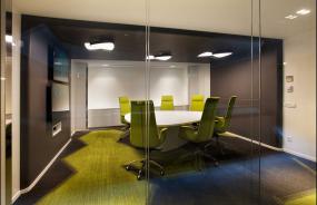 会议室明亮装修吊顶效果图片