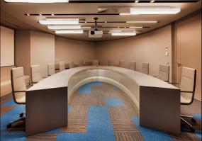 会议室顶面石膏线吊顶装修效果图