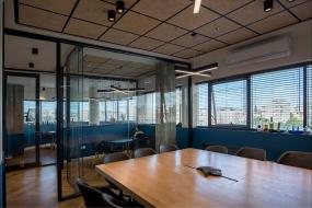 最新大型会议室吊顶效果图片欣赏