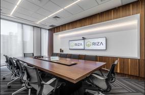 简单会议室室内不规则几何形吊顶装修效果图