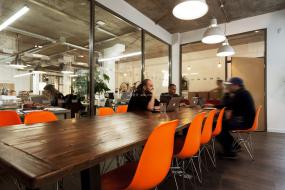 宜家风格会议室室内装饰设计效果图