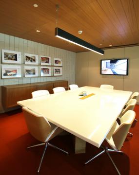 会议室实木装修室内图片