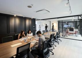 2018简约会议室背景墙装修效果图片