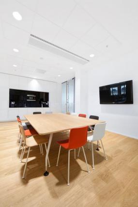 小型会议室背景墙装修效果图片