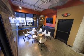 简约会议室背景墙装修效果图片