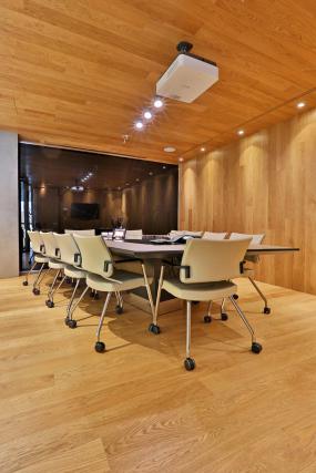 现代风格会议室背景墙装修效果图