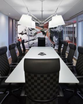 简约现代风格多媒体会议室装修效果图