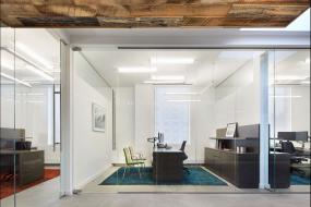 现代写字楼总经理办公室简约室内装修效果图片