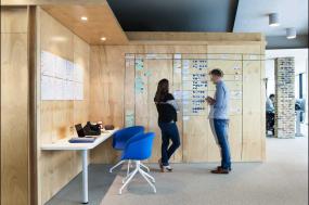 200平办公室平面布局图