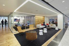 cad办公室平面图300平