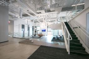 专业办公室原木地板装修效果图片2018