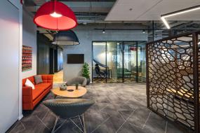 最新办公室装饰实景图