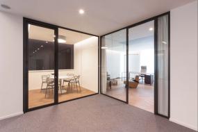 老板办公室刚装修设计图