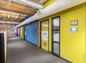 简约时尚办公室装饰室内设计图片