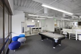 2015现代办公室装修设计效果图片欣赏