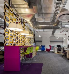 办公室装饰地板设计效果图