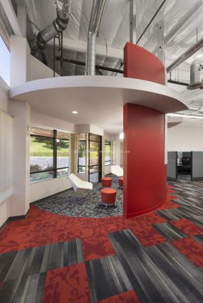 办公室灯光设计效果图片案例