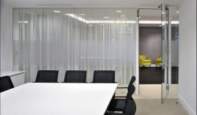 工装会议室卷帘效果图片