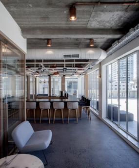 现代办公室风格接待区装修效果图