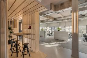 时尚专业办公室装修图片大全2018