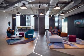 现代办公室室内装修图片效果图