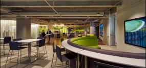 现代风格设计普通办公室装修