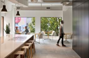 普通小型办公室装修效果图