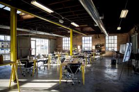 最新办公室吊顶装修效果图欣赏