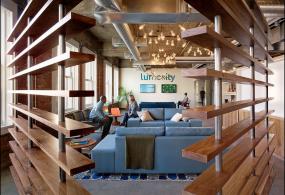 现代时尚装修办公室设计效果图