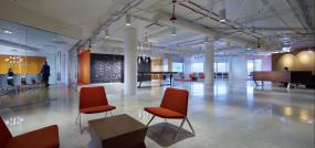 小型办公室时尚室内装修效果图欣赏