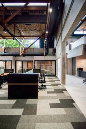 小型办公室简约室内装修装潢效果图2018图片