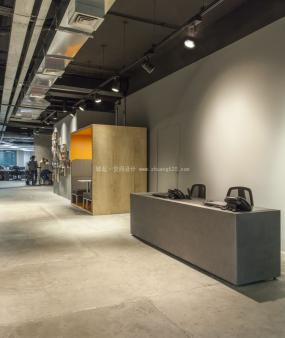 现代办公室设计效果图