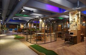 现代办公室装饰设计效果图案例