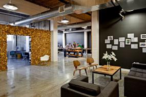 普通办公室装修中图片大全