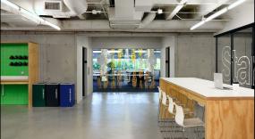 时尚现代办公室装修室内效果图