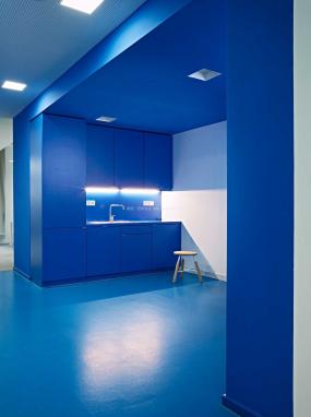 科技公司办公室装修实景图片