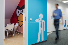 科技公司办公室室内设计装饰效果图赏析