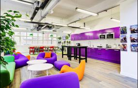 科技公司办公室装修高清效果图