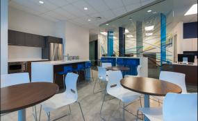 最新科技公司办公室设计装修图片