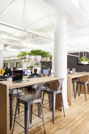 IT公司办公室最新室内装修设计图片