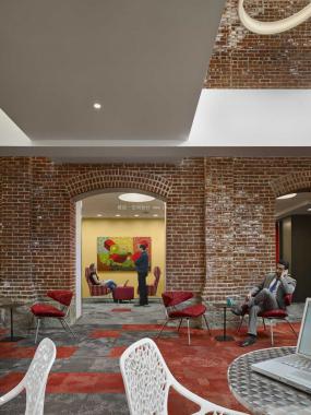 IT公司办公室装修设计效果图片