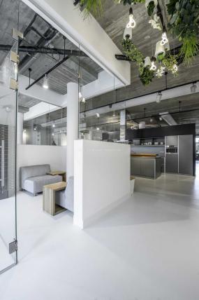 600平方米办公室装修图片