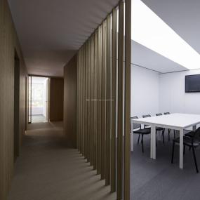 400平方米办公室地面装修效果图