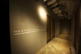 700平办公室简装效果图