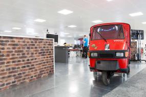 1000平办公室效果图图片