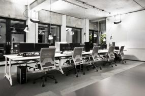 1500平办公室装修图片