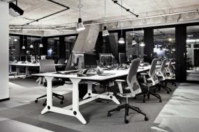 1500平办公室装修效果